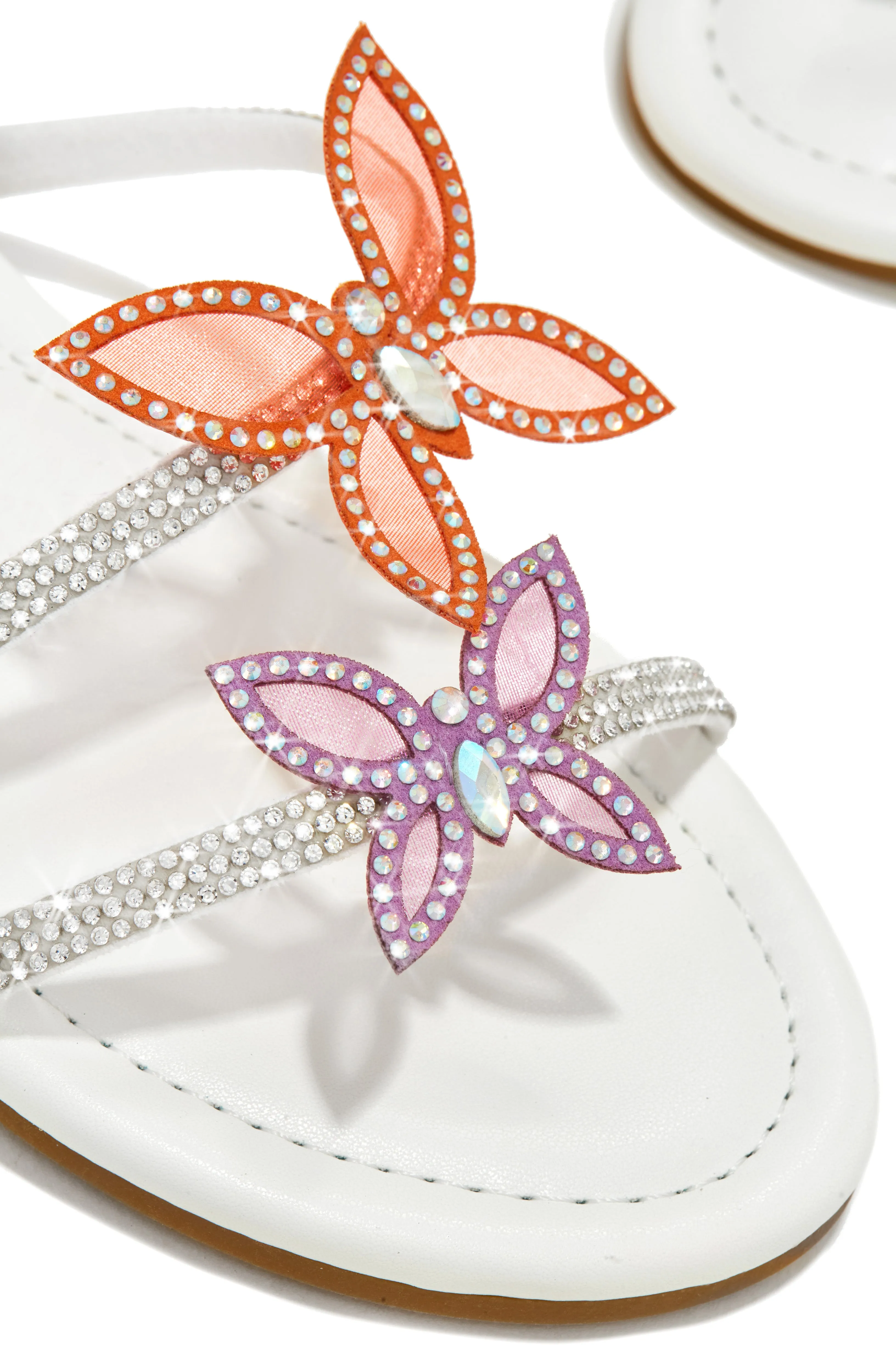Fantasy Embellished Around The Ankle Coil Sandals - White