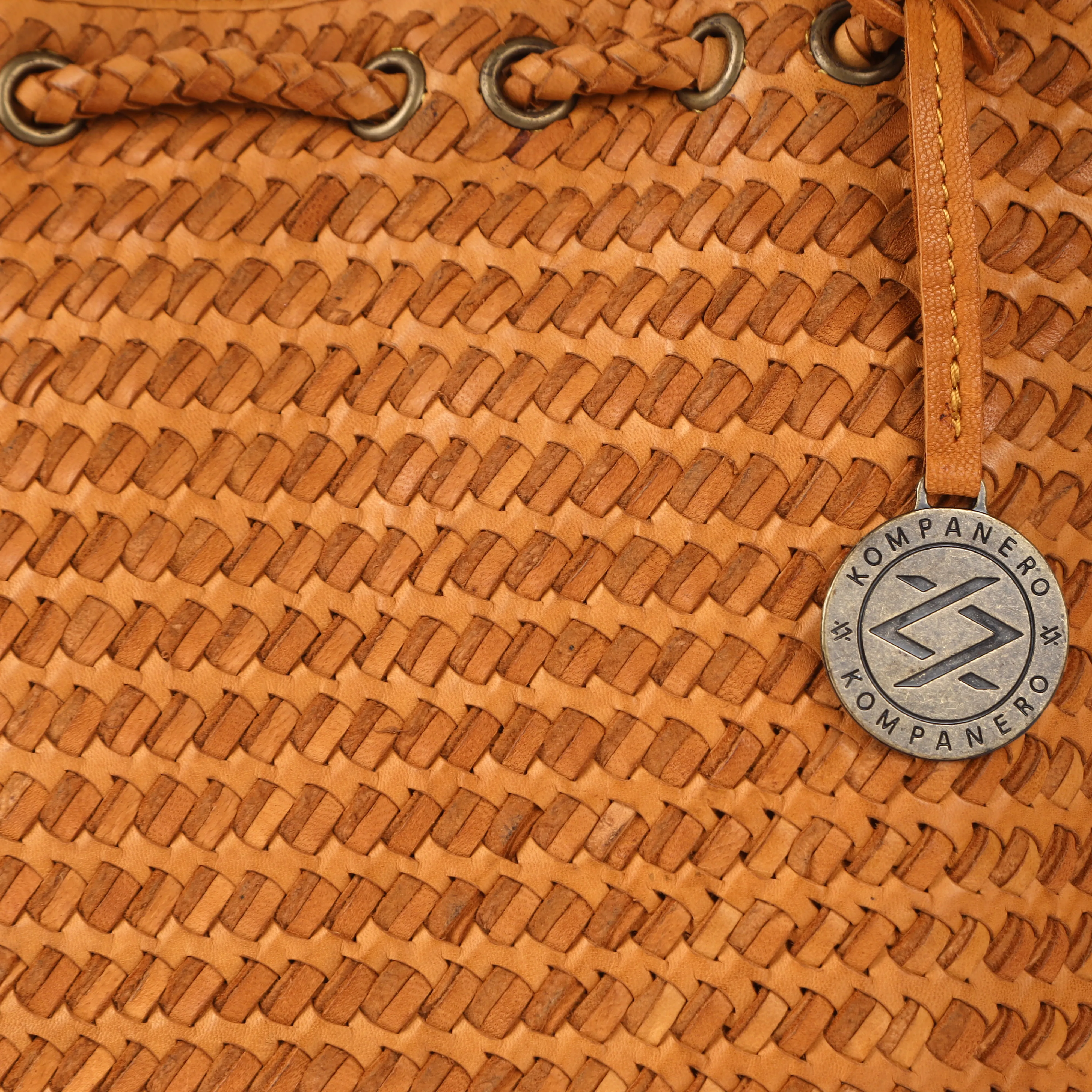 Fintan - The Handbag