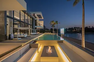 Incredible Custom-Built Villa in Palm Jumeirah
